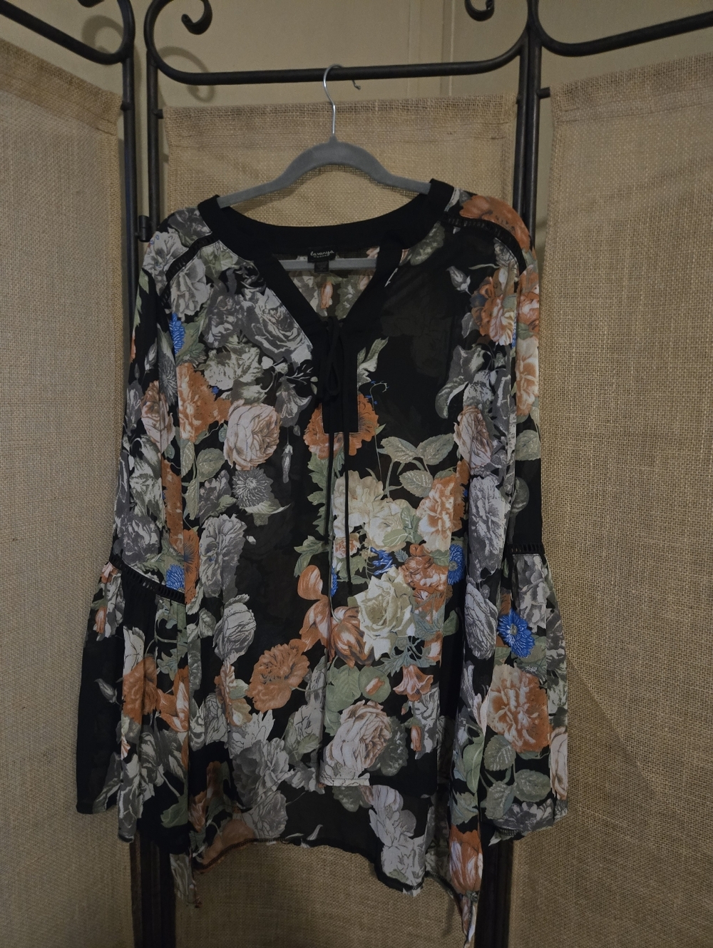 NWOT Lavanya Woman Sheer Floral Bell Sleeve Multicolor Tie Accent Top 2X